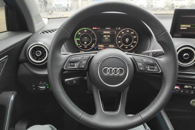 Used Audi Q2L e-tron 2019 Q2L e-tron Pure Electric Smart Enjoyment Model Steering Wheel