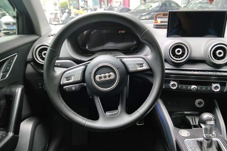 Used Audi Q2L e-tron 2019 Q2L e-tron Pure Electric Smart Style Steering Wheel