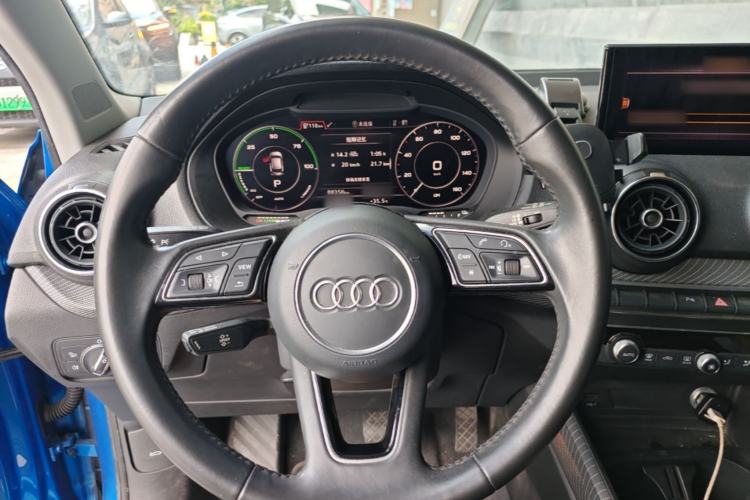 Used Audi Q2L e-tron 2019 Q2L e-tron Pure Electric Smart Style Steering Wheel