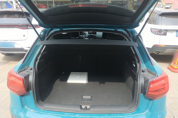 Used Audi Q2L e-tron 2019 Q2L e-tron Pure Electric Smart Style Trunk