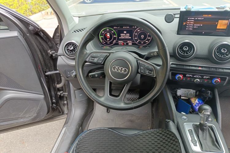 Used Audi Q2L e-tron 2019 Q2L e-tron Pure Electric Smart Enjoyment Model Steering Wheel