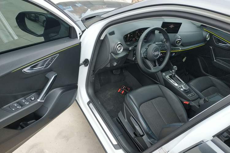 Used Audi Q2L e-tron 2019 Q2L e-tron Pure Electric Smart Enjoyment Model Driver Seat