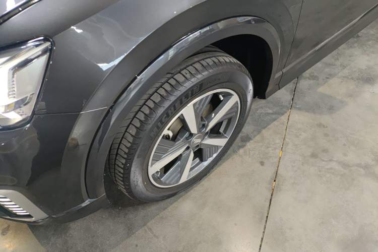 Used Audi Q2L e-tron 2019 Q2L e-tron Pure Electric Smart Enjoyment Model Exterior 4