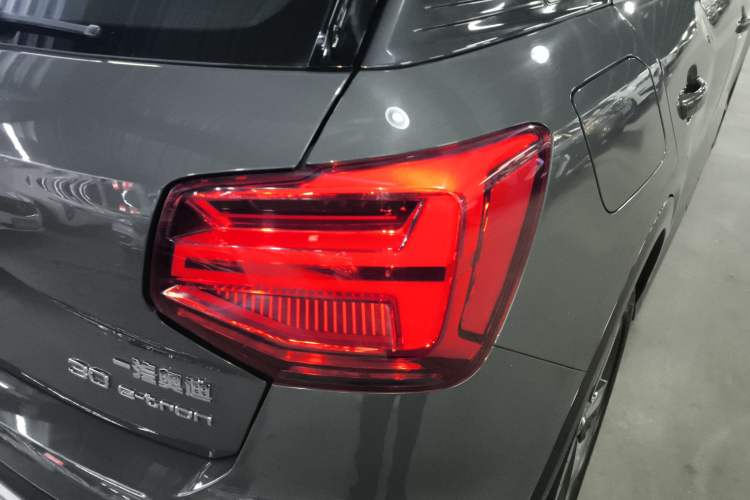 Used Audi Q2L e-tron 2019 Q2L e-tron Pure Electric Smart Enjoyment Model Exterior 6