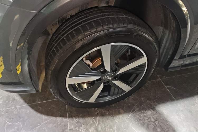 Used Audi Q2L e-tron 2019 Q2L e-tron Pure Electric Smart Enjoyment Model Exterior 7