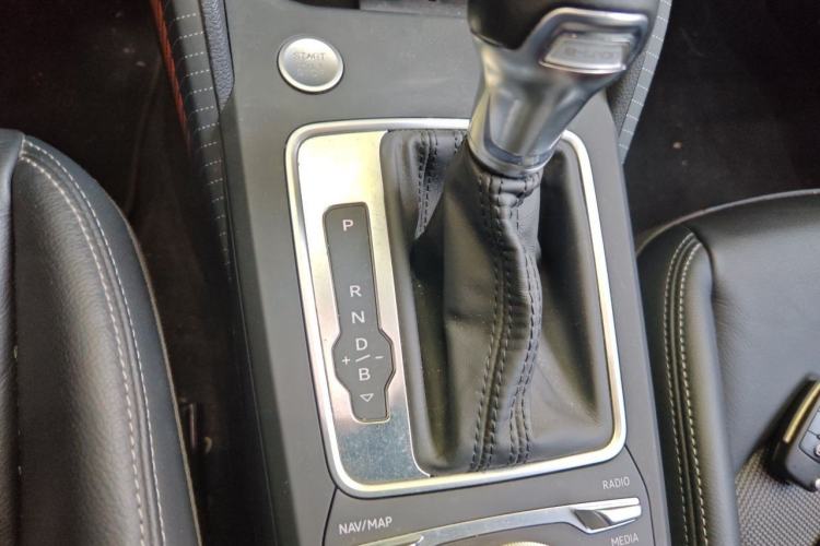 Used Audi Q2L e-tron 2019 Q2L e-tron Pure Electric Smart Style Gear Lever