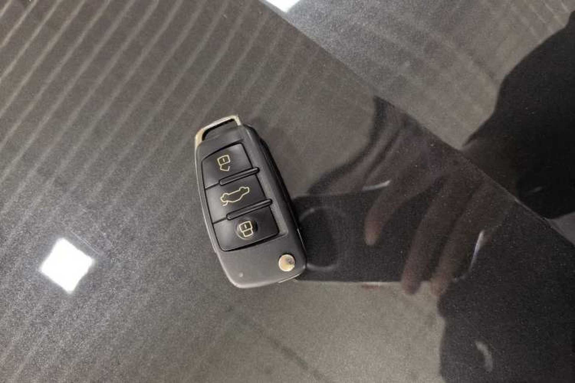 Used Audi Q2L e-tron 2019 Q2L e-tron Pure Electric Smart Style Interior 1
