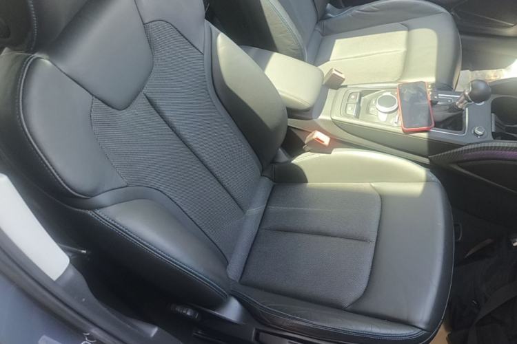 Used Audi Q2L e-tron 2019 Q2L e-tron Pure Electric Smart Style Right Front Seat