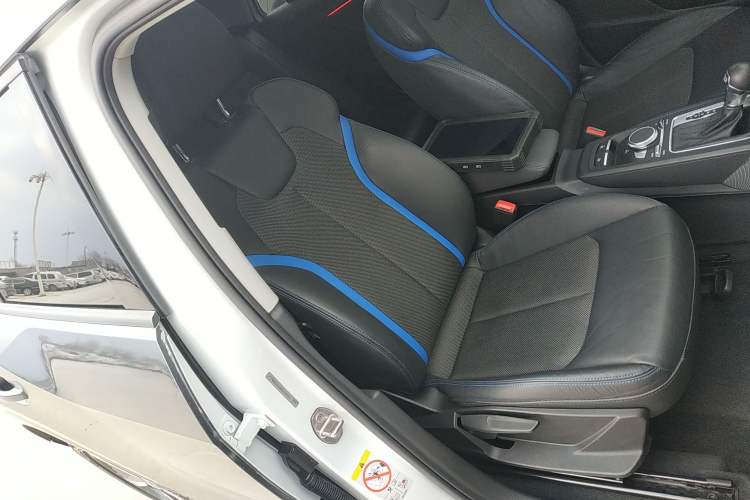 Used Audi Q2L e-tron 2019 Q2L e-tron Pure Electric Smart Enjoyment Model Right Front Seat
