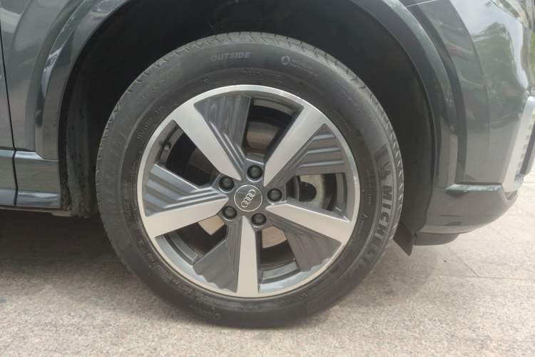 Used Audi Q2L e-tron 2019 Q2L e-tron Pure Electric Smart Enjoyment Model Right Front Wheel Hub
