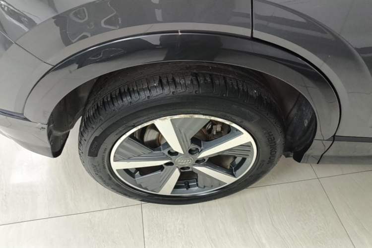Used Audi Q2L e-tron 2019 Q2L e-tron Pure Electric Smart Enjoyment Model Right Rear Wheel Hub
