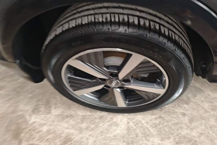 Used Audi Q2L e-tron 2019 Q2L e-tron Pure Electric Smart Enjoyment Model Right Rear Wheel Hub