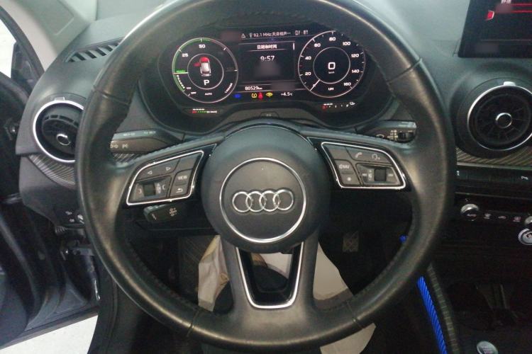 Used Audi Q2L e-tron 2019 Q2L e-tron Pure Electric Smart Enjoyment Model Steering Wheel