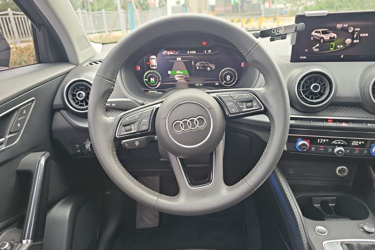 Used Audi Q2L e-tron 2019 Q2L e-tron Pure Electric Smart Style Steering Wheel