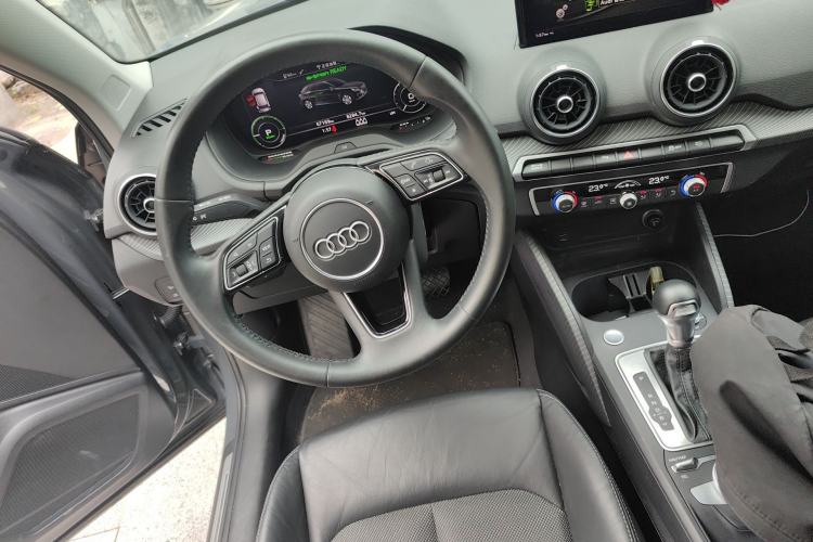 Used Audi Q2L e-tron 2019 Q2L e-tron Pure Electric Smart Style Steering Wheel