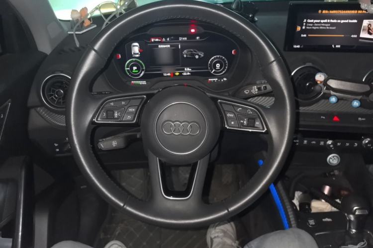 Used Audi Q2L e-tron 2019 Q2L e-tron Pure Electric Smart Style Steering Wheel