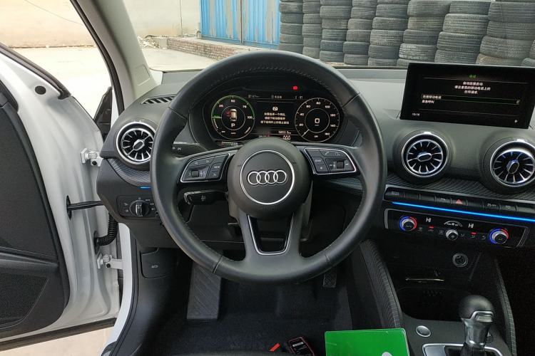Used Audi Q2L e-tron 2019 Q2L e-tron Pure Electric Smart Enjoyment Model Steering Wheel