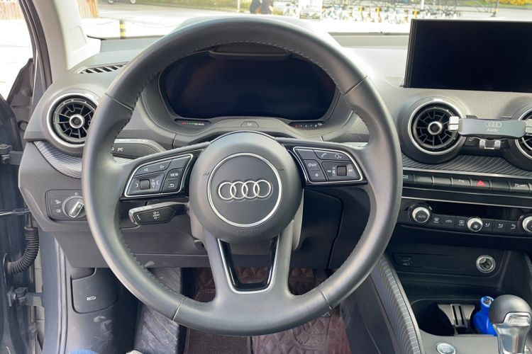 Used Audi Q2L e-tron 2019 Q2L e-tron Pure Electric Smart Enjoyment Model Steering Wheel