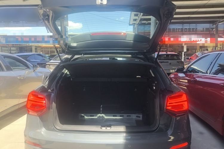 Used Audi Q2L e-tron 2019 Q2L e-tron Pure Electric Smart Style Trunk