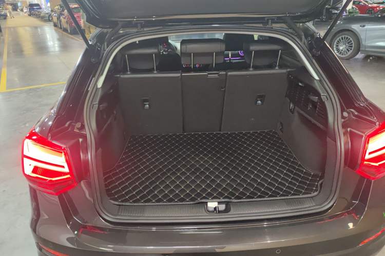 Used Audi Q2L e-tron 2019 Q2L e-tron Pure Electric Smart Enjoyment Model Trunk