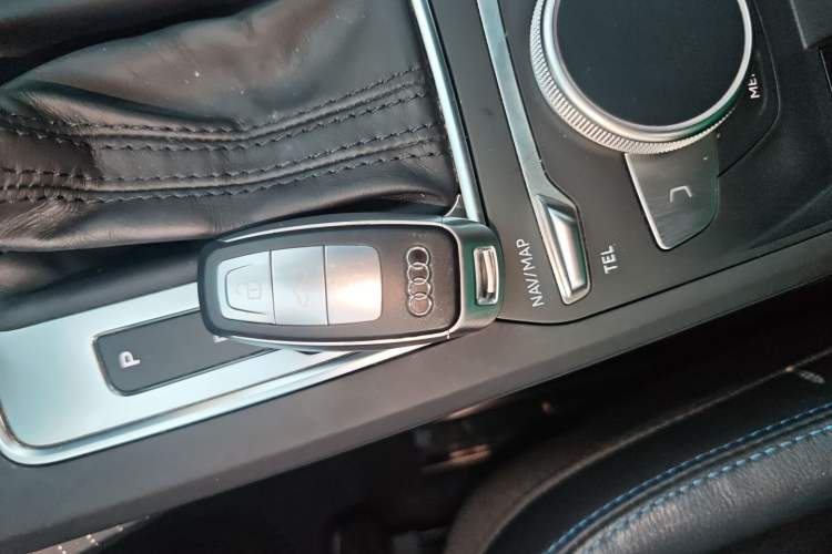 Used Audi Q2L e-tron 2019 Q2L e-tron Pure Electric Smart Style Vehicle Key