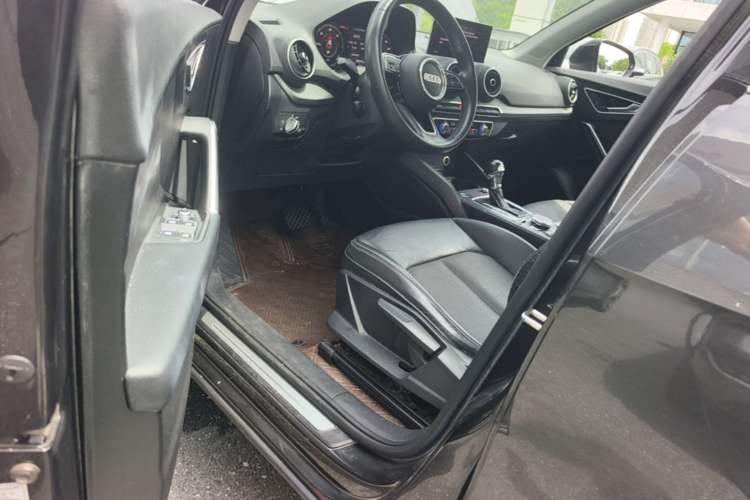 Used Audi Q2L e-tron 2019 Q2L e-tron Pure Electric Smart Enjoyment Model Driver Seat
