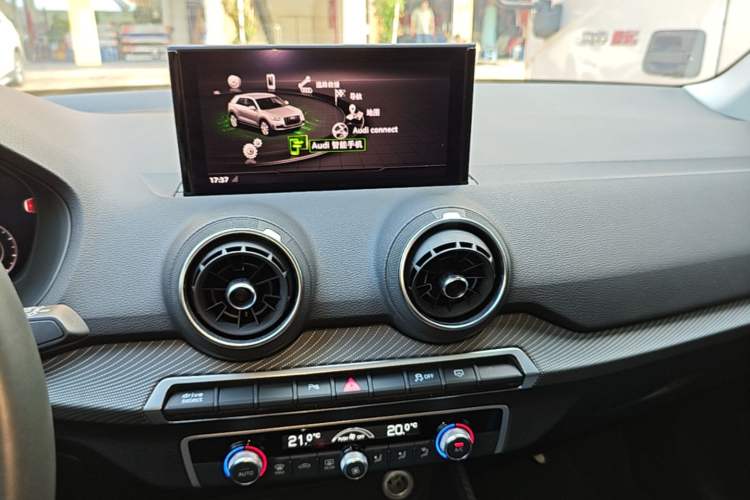 Used Audi Q2L e-tron 2019 Q2L e-tron Pure Electric Smart Style Audio And AC Panel