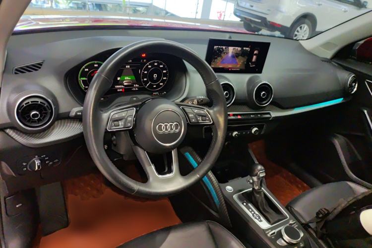 Used Audi Q2L e-tron 2019 Q2L e-tron Pure Electric Smart Enjoyment Model Center Console
