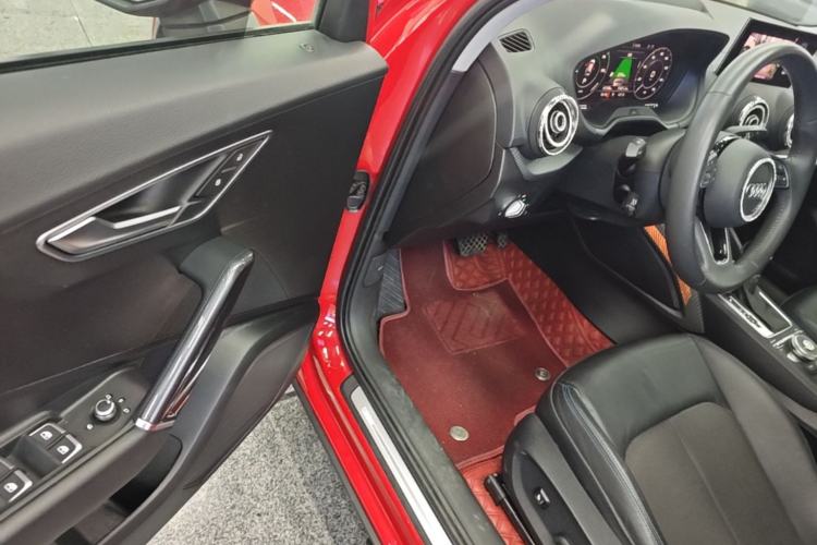 Used Audi Q2L e-tron 2019 Q2L e-tron Pure Electric Smart Enjoyment Model Driver Seat