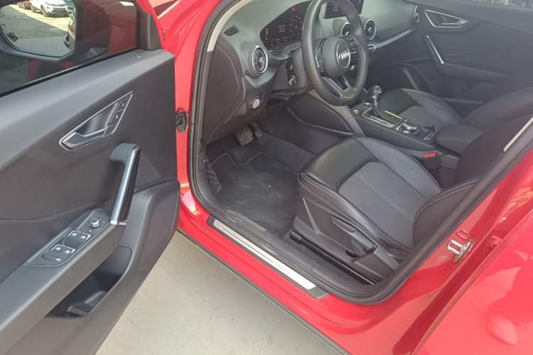 Used Audi Q2L e-tron 2019 Q2L e-tron Pure Electric Smart Enjoyment Model Driver Seat