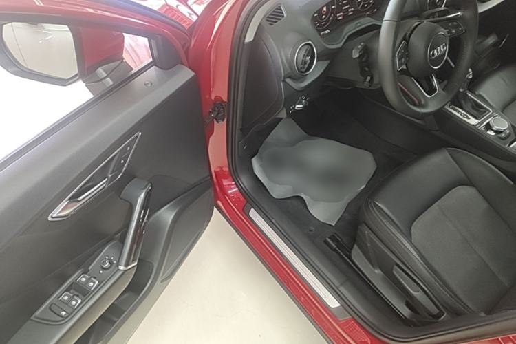 Used Audi Q2L e-tron 2019 Q2L e-tron Pure Electric Smart Enjoyment Model Driver Seat