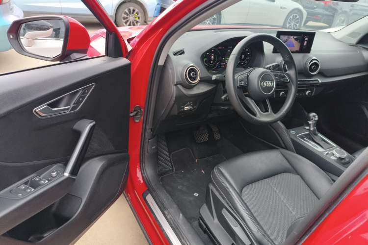 Used Audi Q2L e-tron 2019 Q2L e-tron Pure Electric Smart Enjoyment Model Driver Seat