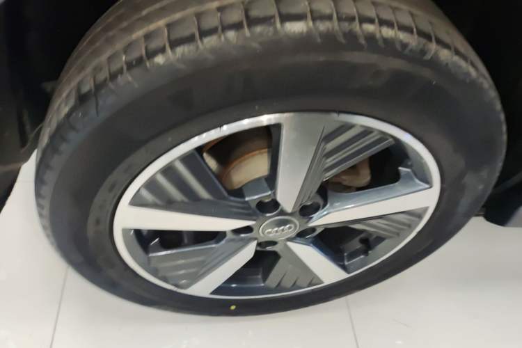 Used Audi Q2L e-tron 2019 Q2L e-tron Pure Electric Smart Enjoyment Model Exterior 5