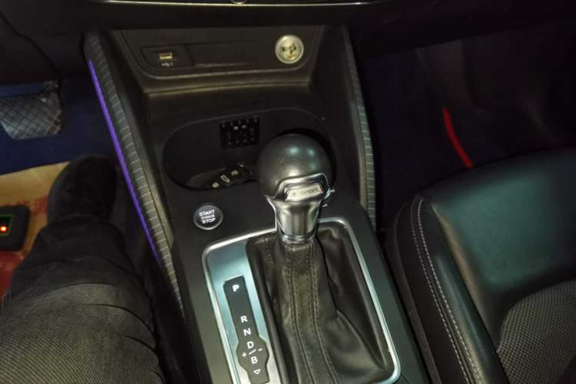 Used Audi Q2L e-tron 2019 Q2L e-tron Pure Electric Smart Enjoyment Model Gear Lever