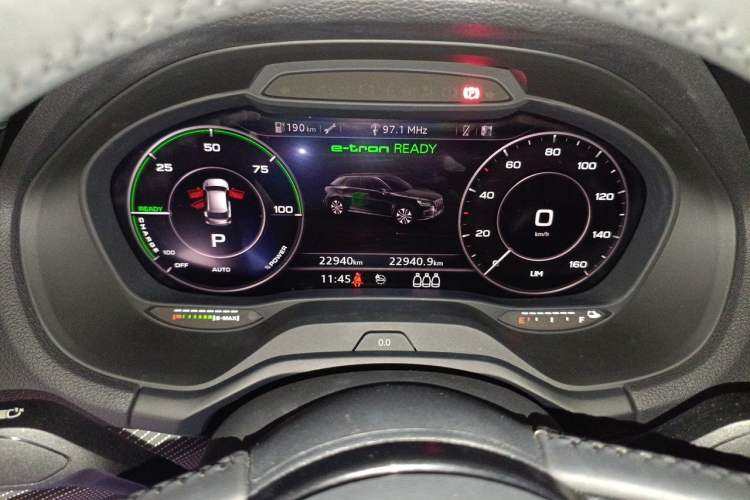 Used Audi Q2L e-tron 2019 Q2L e-tron Pure Electric Smart Enjoyment Model Instrument Cluster