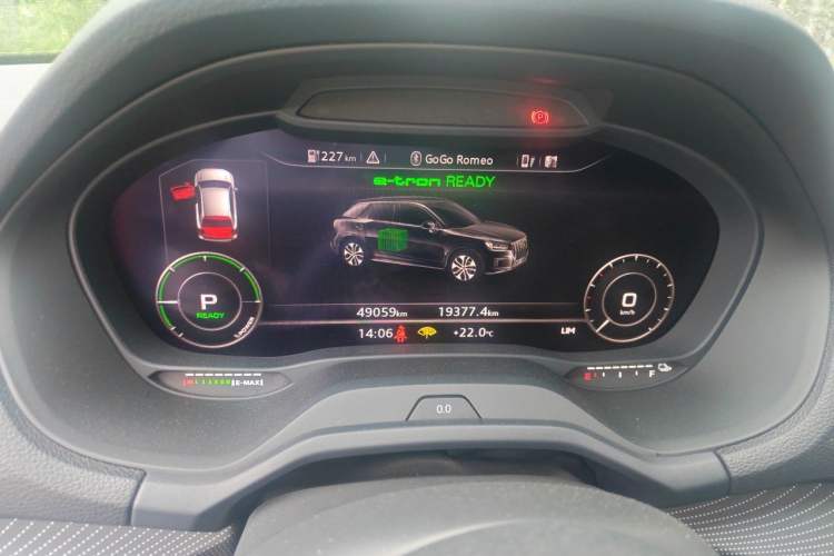 Used Audi Q2L e-tron 2019 Q2L e-tron Pure Electric Smart Enjoyment Model Instrument Cluster