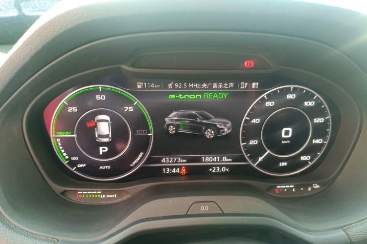 Used Audi Q2L e-tron 2019 Q2L e-tron Pure Electric Smart Enjoyment Model Instrument Cluster