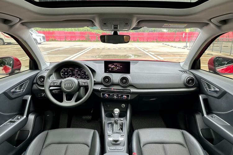 Used Audi Q2L e-tron 2019 Q2L e-tron Pure Electric Smart Enjoyment Model Interior 3