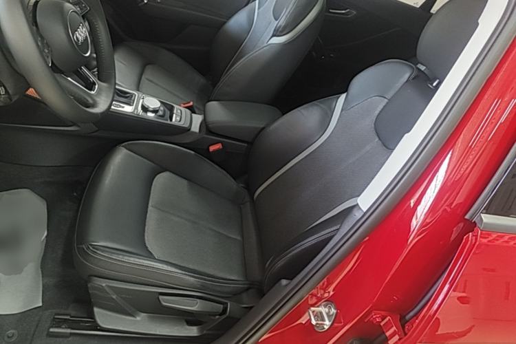 Used Audi Q2L e-tron 2019 Q2L e-tron Pure Electric Smart Enjoyment Model Left Front Seat