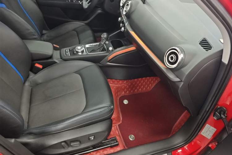 Used Audi Q2L e-tron 2019 Q2L e-tron Pure Electric Smart Enjoyment Model Right Front Seat