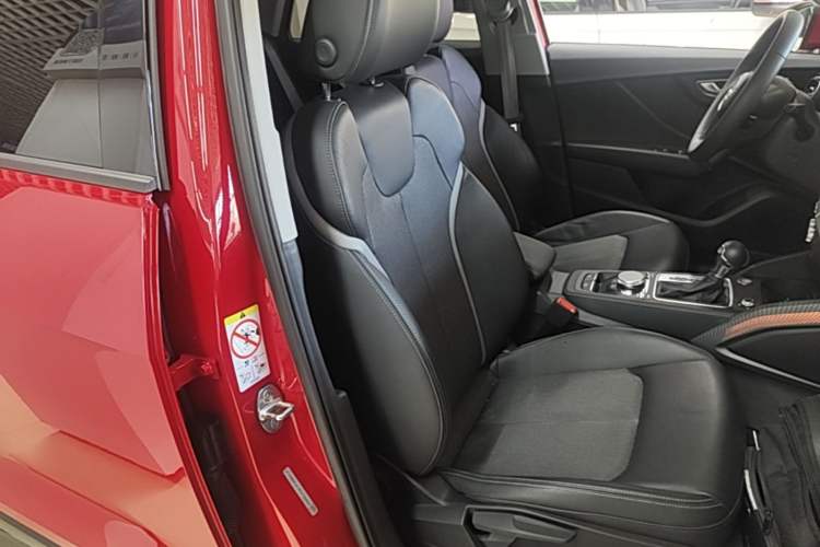 Used Audi Q2L e-tron 2019 Q2L e-tron Pure Electric Smart Enjoyment Model Right Front Seat