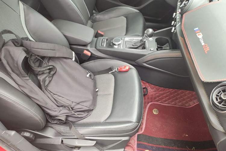 Used Audi Q2L e-tron 2019 Q2L e-tron Pure Electric Smart Enjoyment Model Right Front Seat