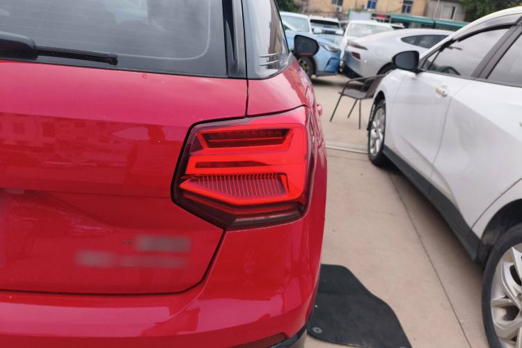 Used Audi Q2L e-tron 2019 Q2L e-tron Pure Electric Smart Enjoyment Model Right Rear Taillight