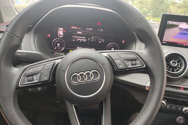 Used Audi Q2L e-tron 2019 Q2L e-tron Pure Electric Smart Enjoyment Model Steering Wheel