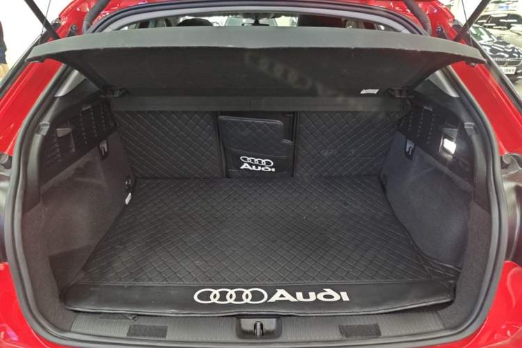 Used Audi Q2L e-tron 2019 Q2L e-tron Pure Electric Smart Enjoyment Model Trunk