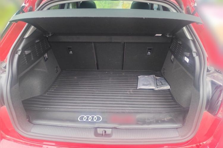 Used Audi Q2L e-tron 2019 Q2L e-tron Pure Electric Smart Enjoyment Model Trunk