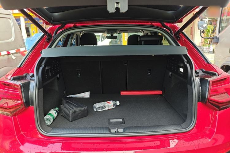 Used Audi Q2L e-tron 2019 Q2L e-tron Pure Electric Smart Style Trunk