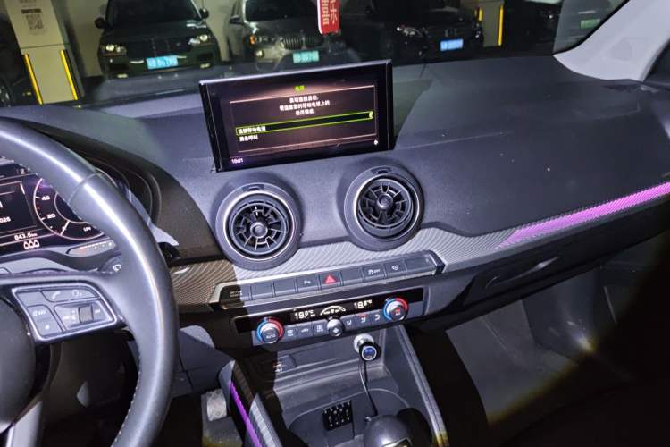 Used Audi Q2L e-tron 2019 Q2L e-tron Pure Electric Smart Style Audio And AC Panel
