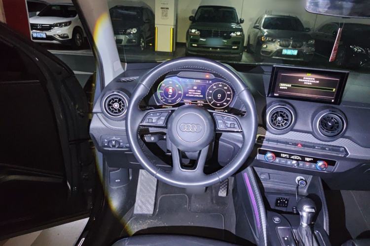 Used Audi Q2L e-tron 2019 Q2L e-tron Pure Electric Smart Style Steering Wheel