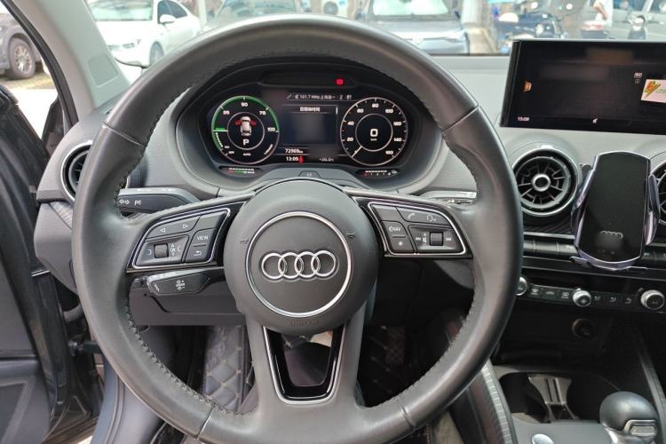 Used Audi Q2L e-tron 2019 Q2L e-tron Pure Electric Smart Enjoyment Model Steering Wheel